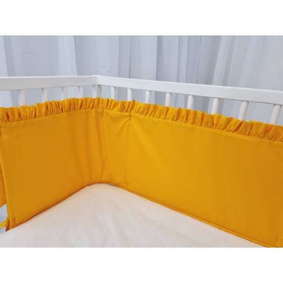 Orange cot bumper with ruffles | Žirniukas
