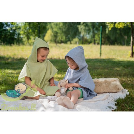 Apple green muslin poncho | Žirniukas