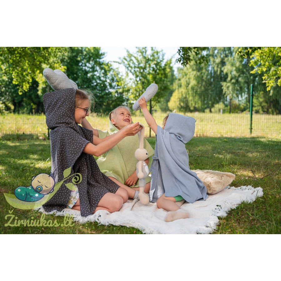 Dark grey muslin poncho with polka dots | Žirniukas
